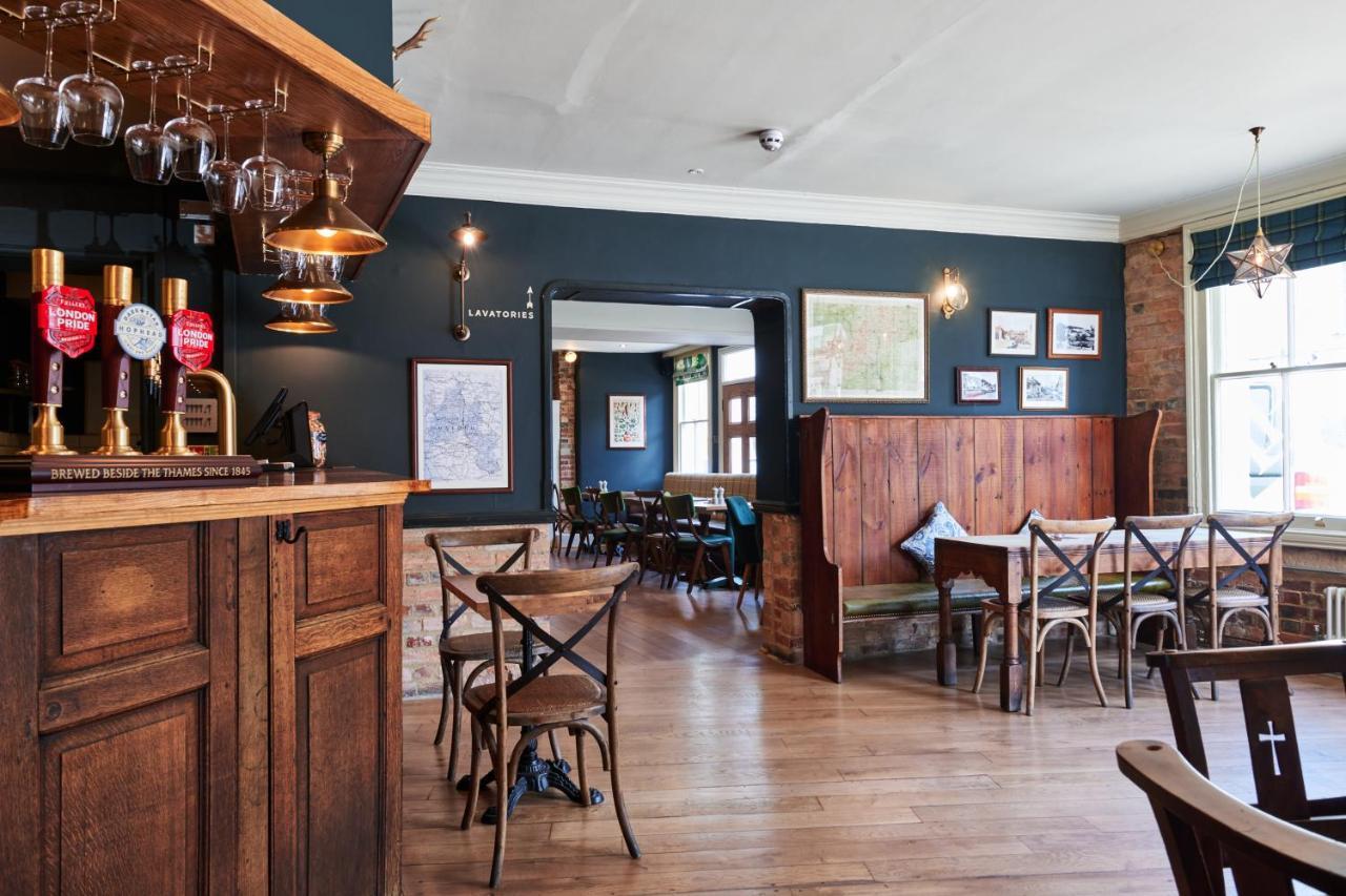 מלון וודסטוק The Kings Arms מראה חיצוני תמונה